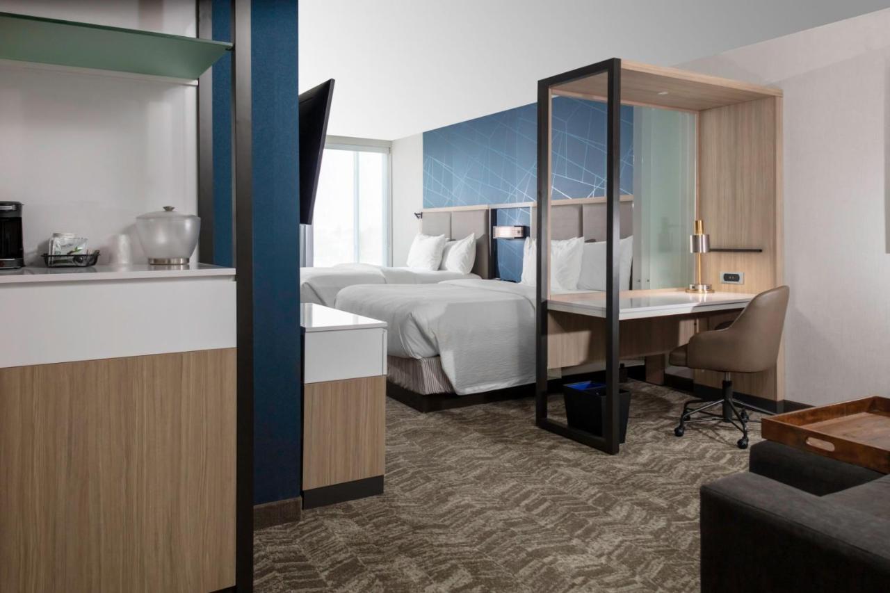 Springhill Suites Kansas City Airport Bagian luar foto