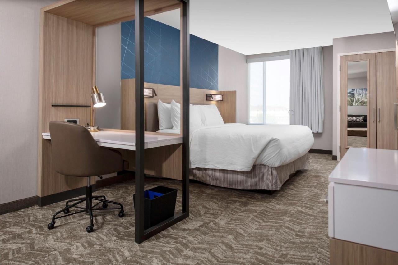 Springhill Suites Kansas City Airport Bagian luar foto